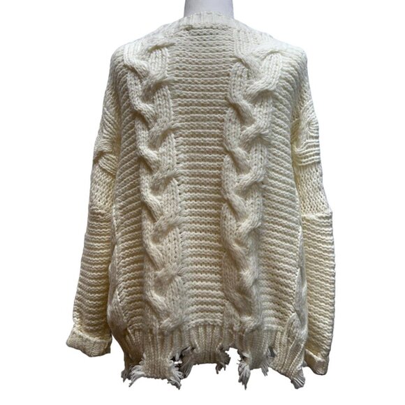 Macaron S‎ Distressed Chunky Cable Knit Sweater - Picture 3 of 7